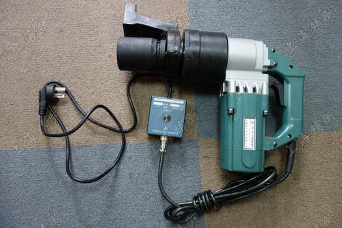 電動定扭力扳手