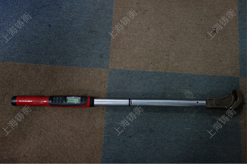 ���@Ť������