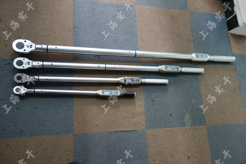 數(shù)顯扭力扳手