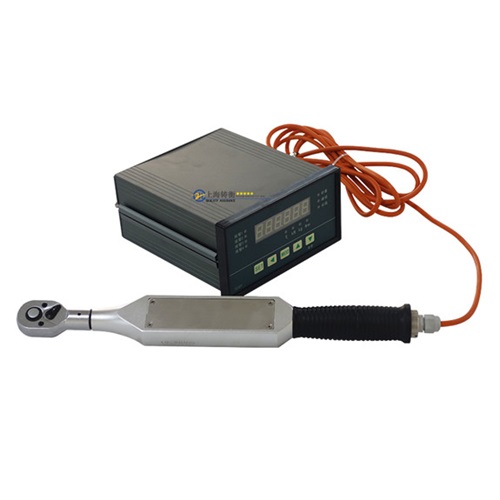 ������˨��ֵ�o�̎������@ʾ��650N.m�ɂ���(sh��)��(j��)��Ӽ�݆����