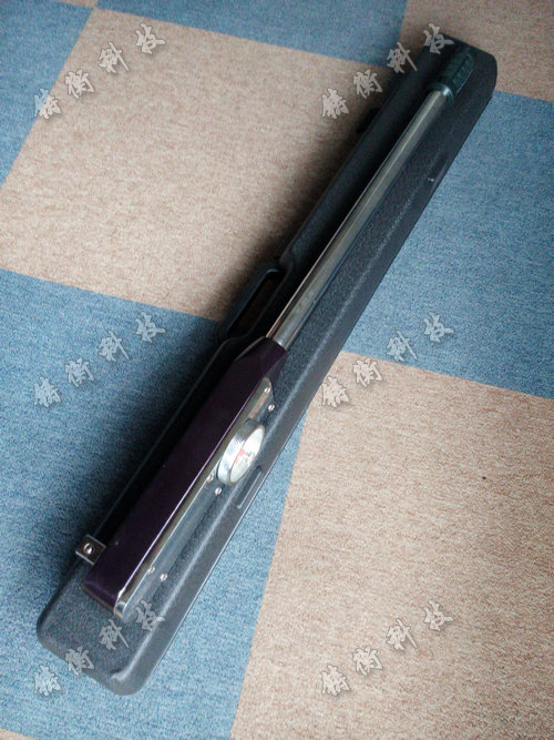 表盤式扭矩扳手圖片