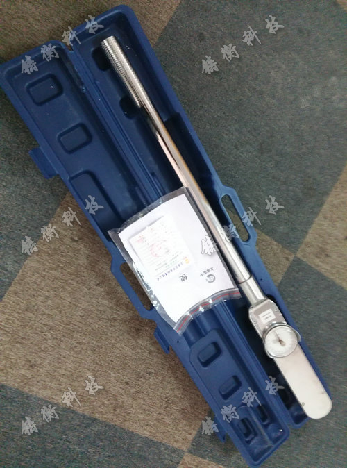 表盤式扭矩扳手圖片