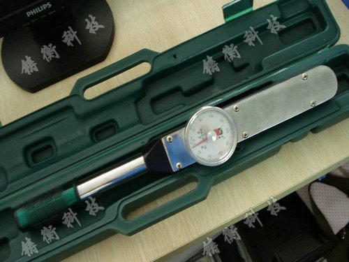 表盤式扭矩扳手圖片
