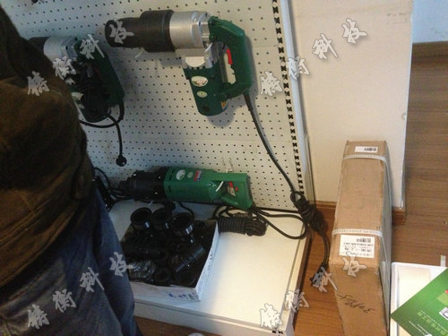 電動扭矩扳手圖片