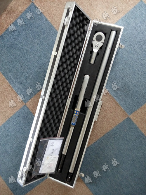 數顯扭力扳手圖片