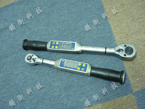 數(shù)顯扭矩扳手圖片